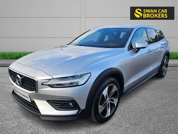 Used Volvo V60 2020 for sale - 79469300: Photo