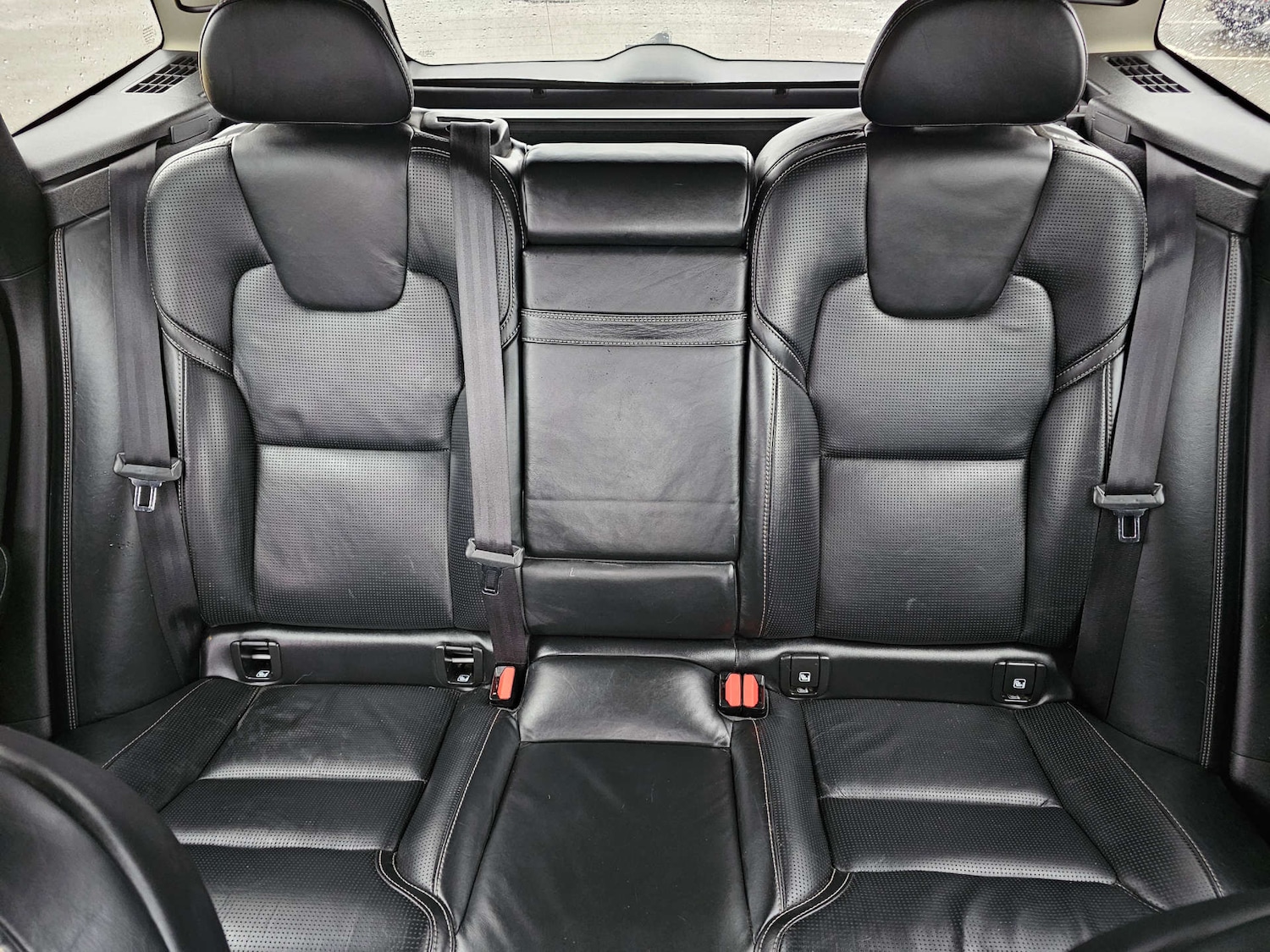 Used Volvo XC60 2017 for sale - 77523396: Photo 26