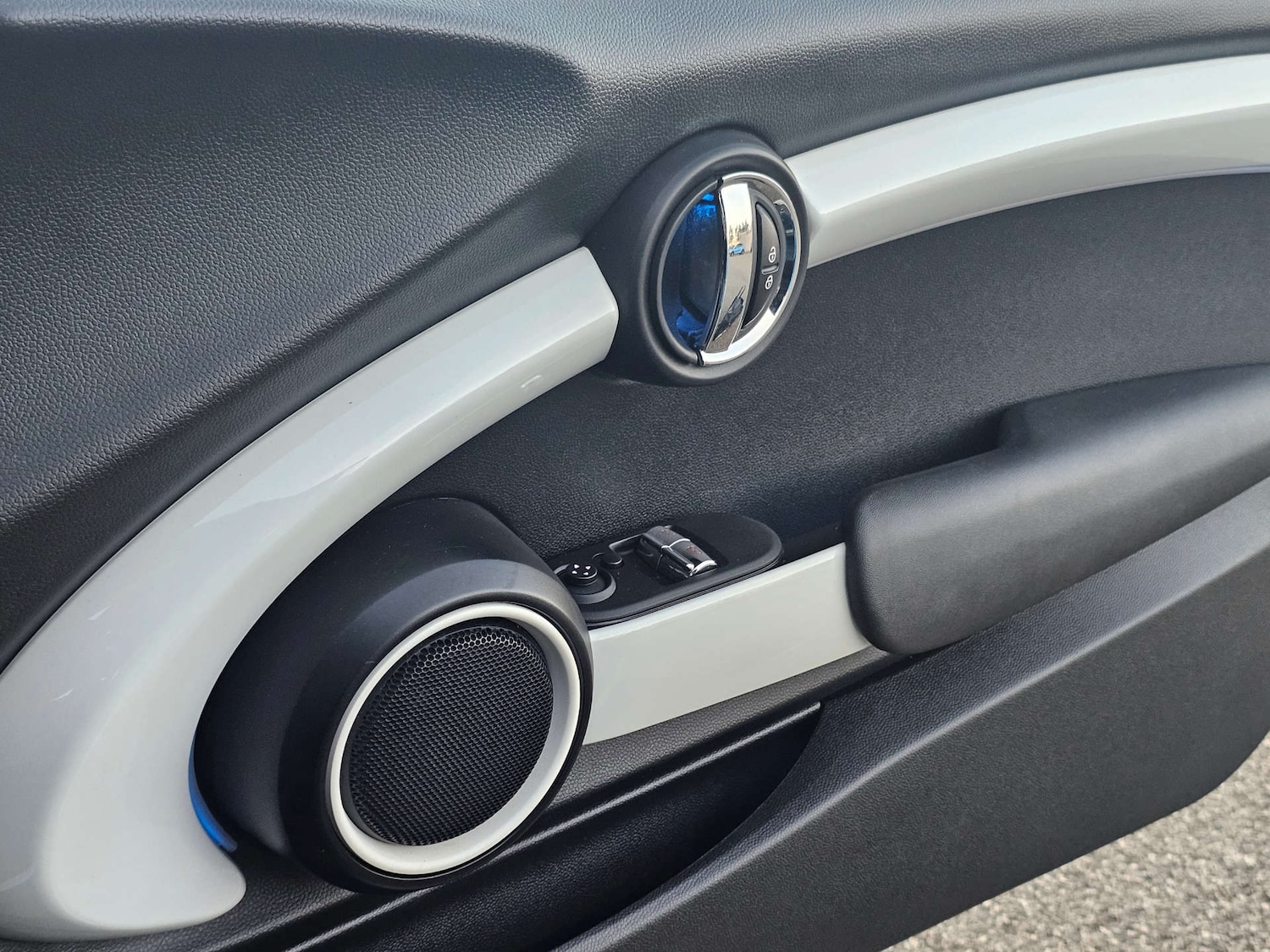 Used MINI Hatch 2015 for sale - 76393372: Photo 10