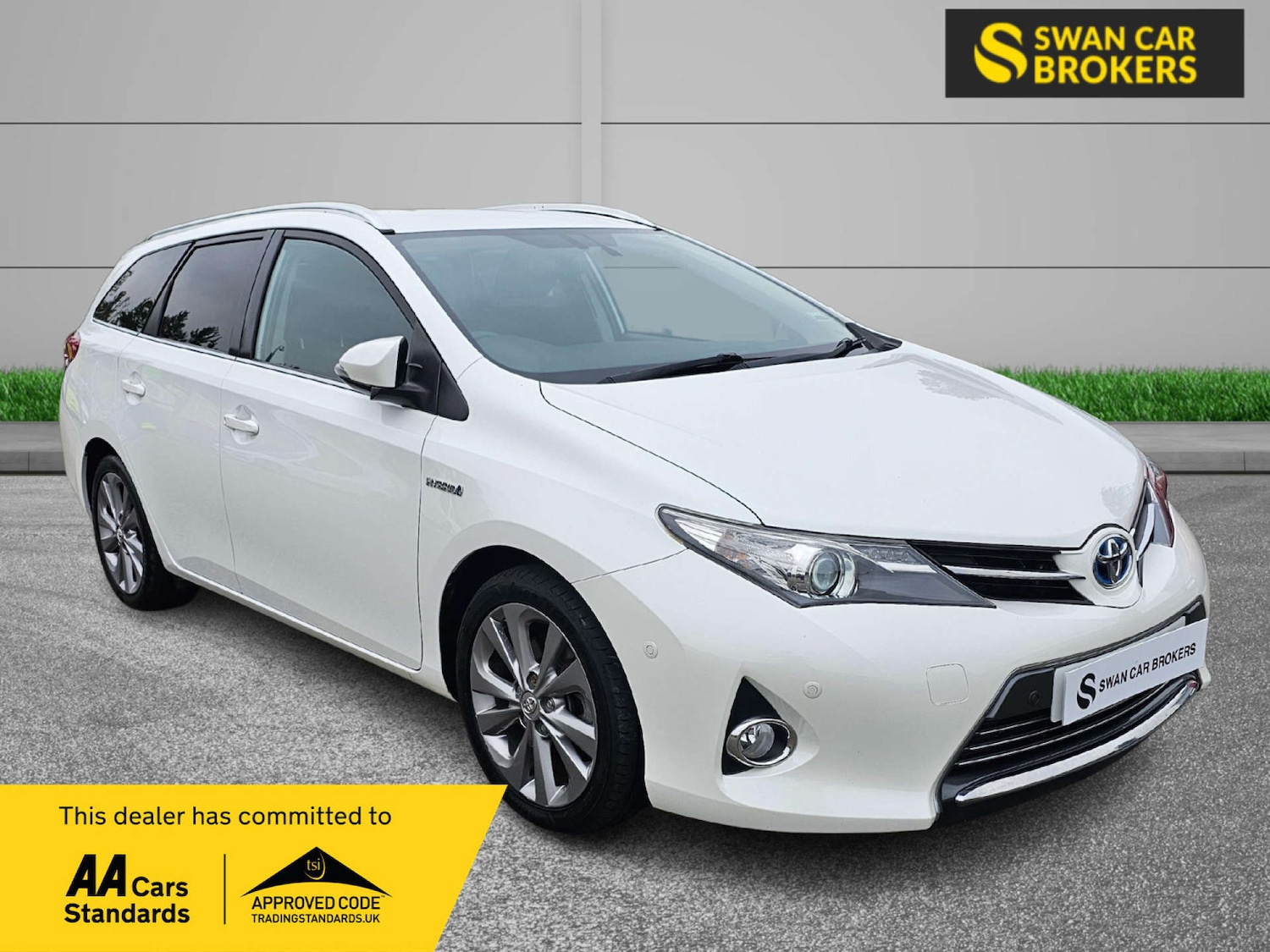 Used Toyota Auris 2015 for sale - 76198696: Photo 1