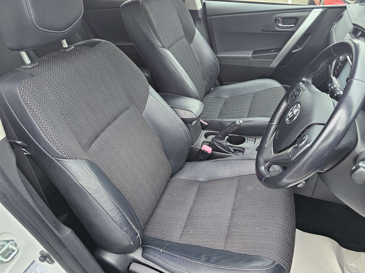 Used Toyota Auris 2015 for sale - 76198696: Photo 17