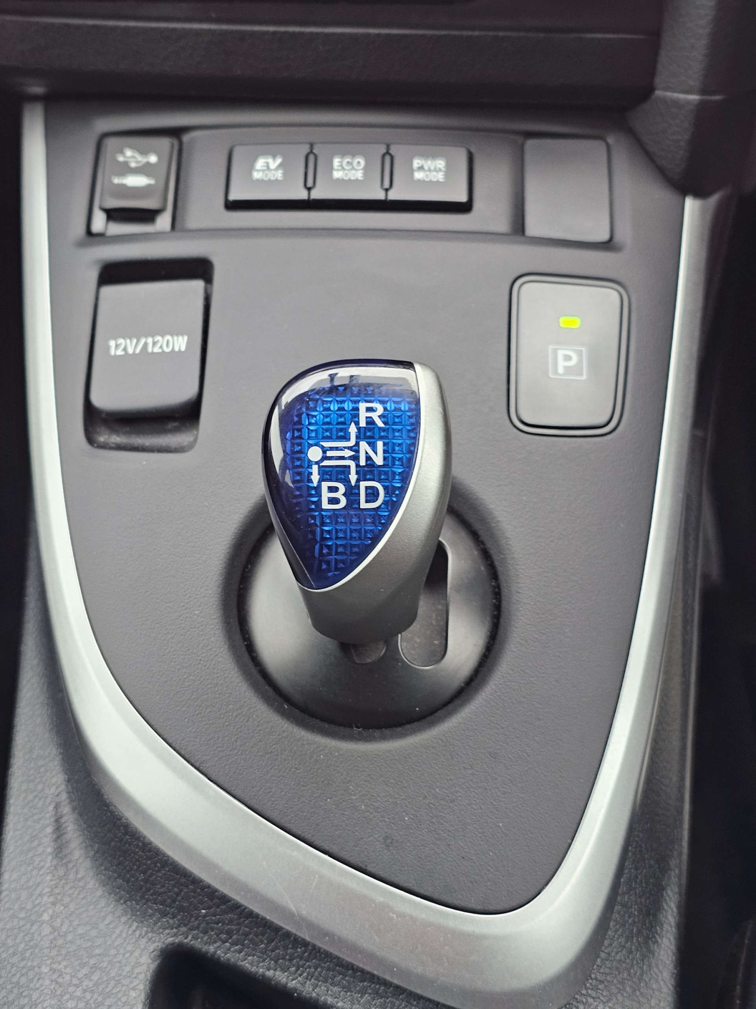 Used Toyota Auris 2015 for sale - 76198696: Photo 30