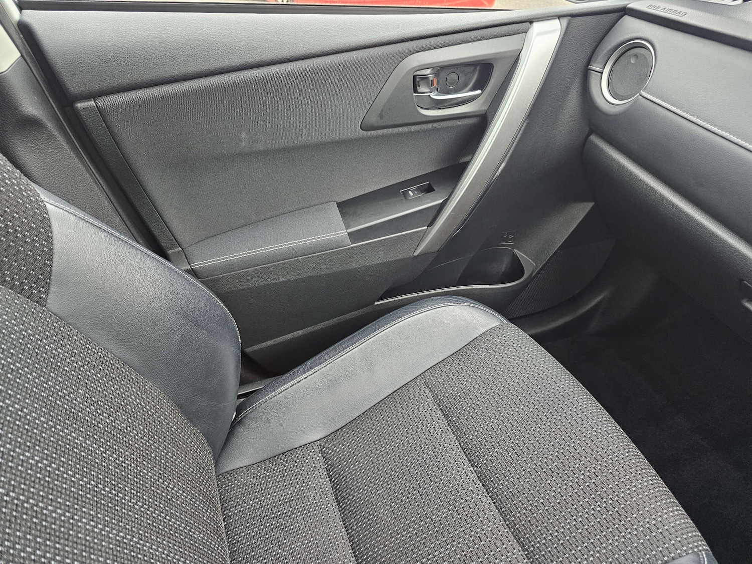 Used Toyota Auris 2015 for sale - 76198696: Photo 40