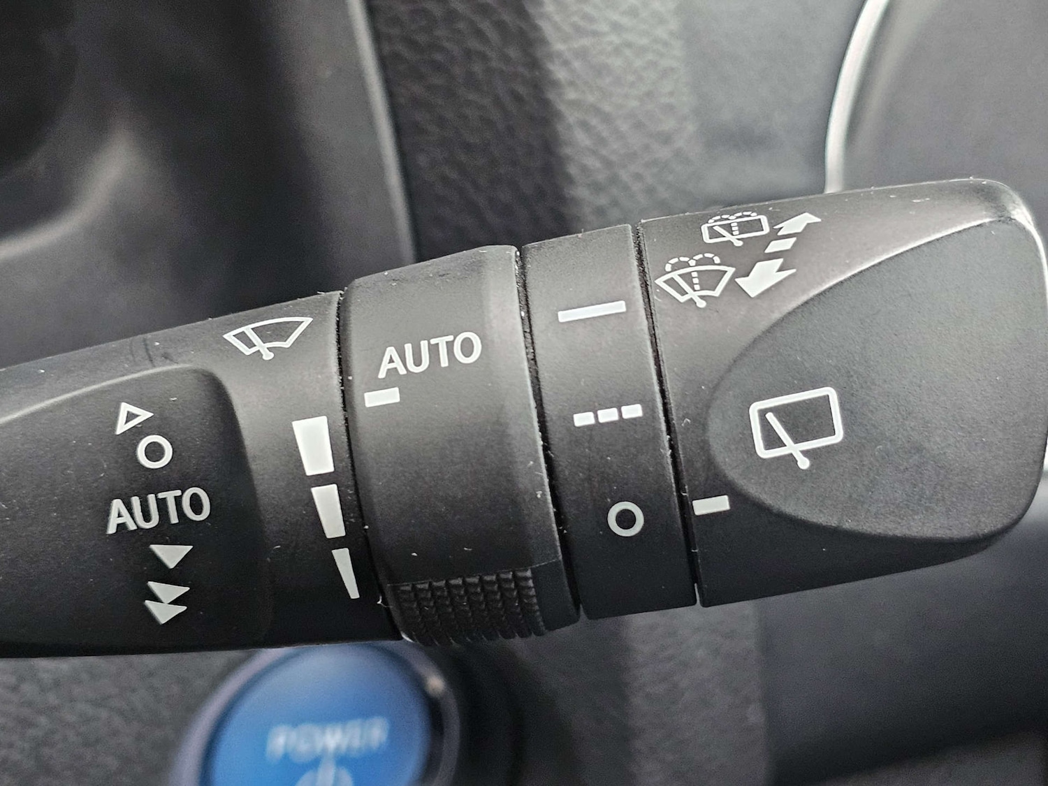 Used Toyota Auris 2015 for sale - 76198696: Photo 45