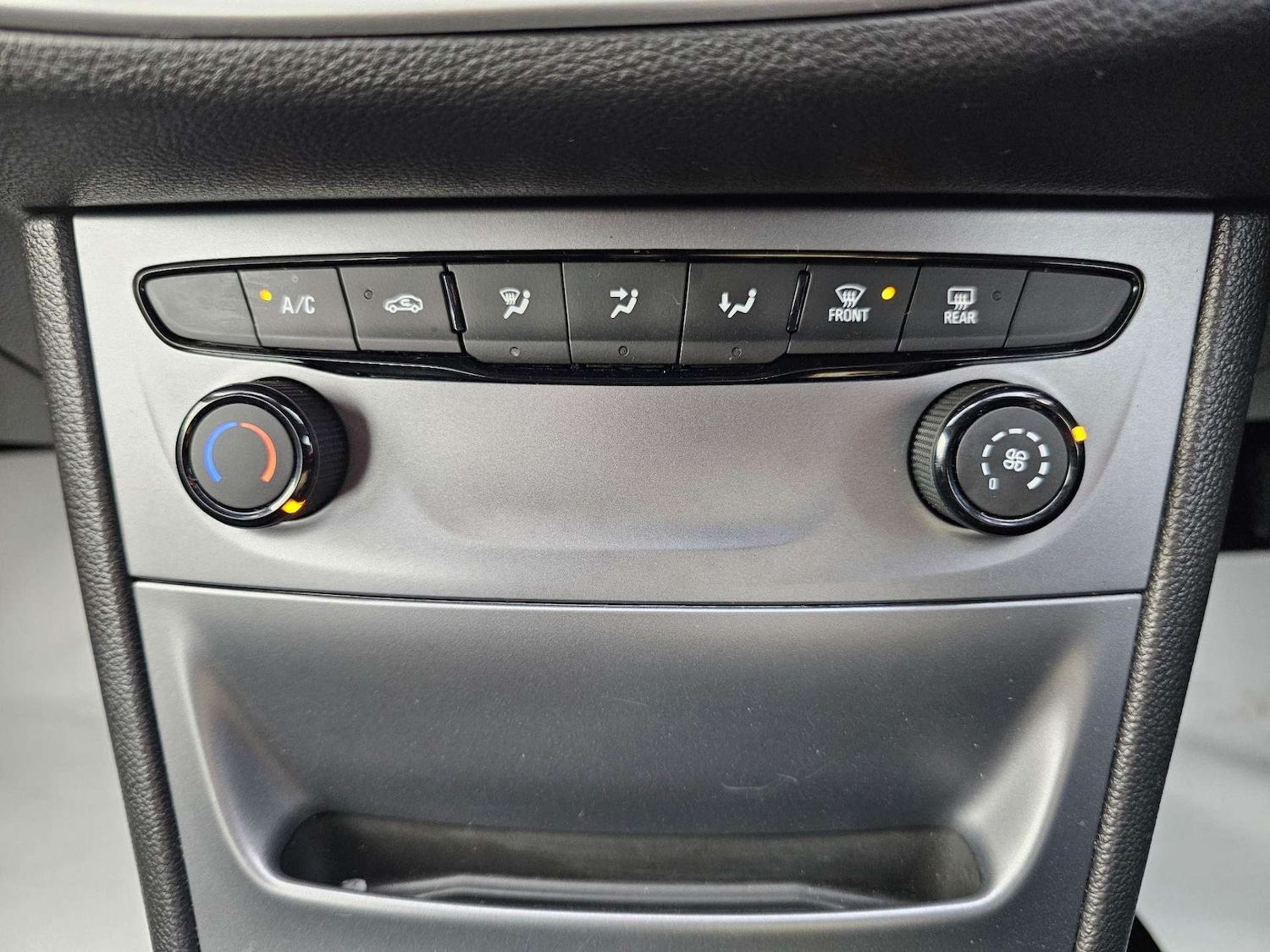 Used Vauxhall Astra 2017 for sale - 76971076: Photo 34