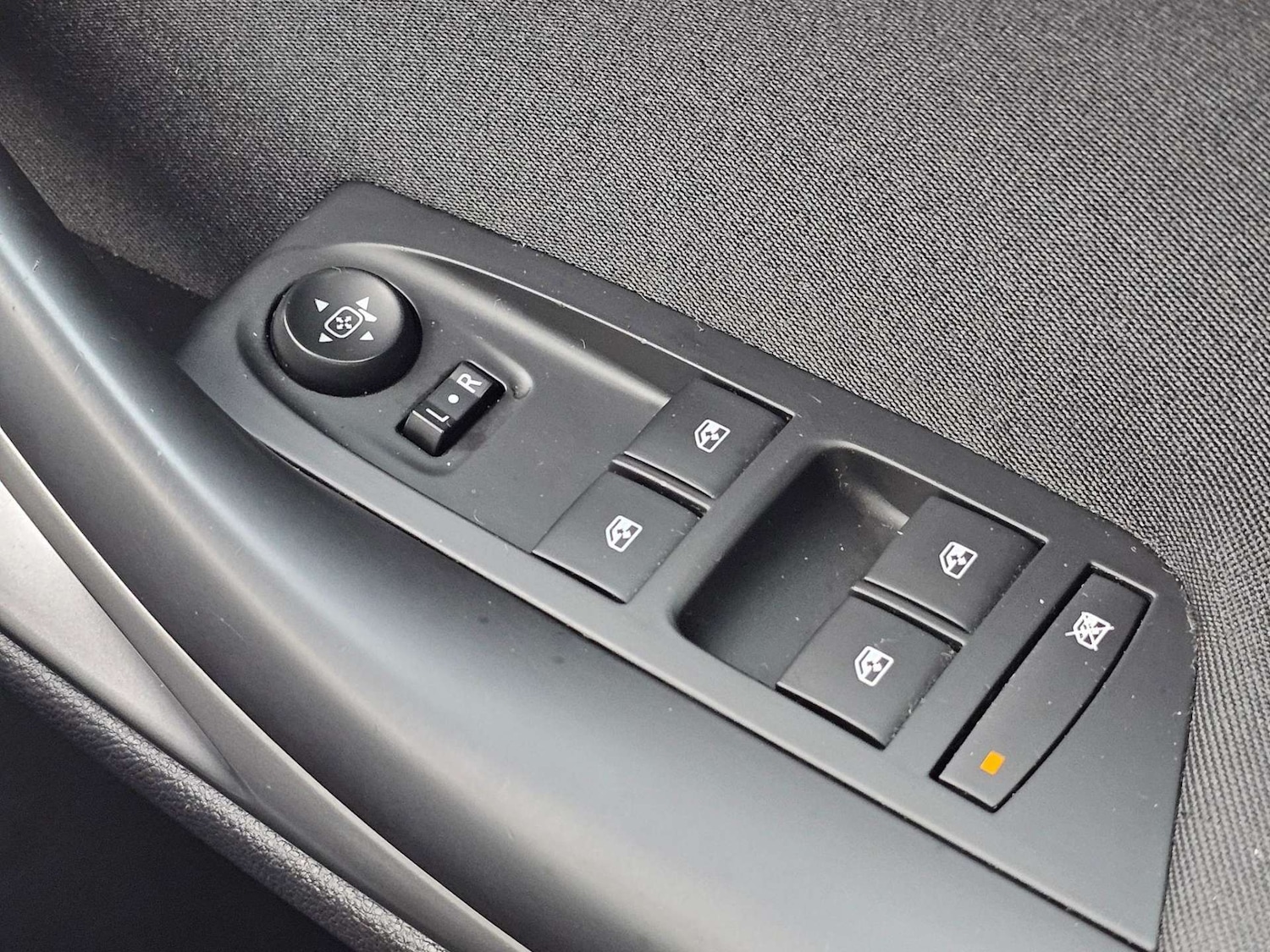 Used Vauxhall Astra 2017 for sale - 76971076: Photo 36