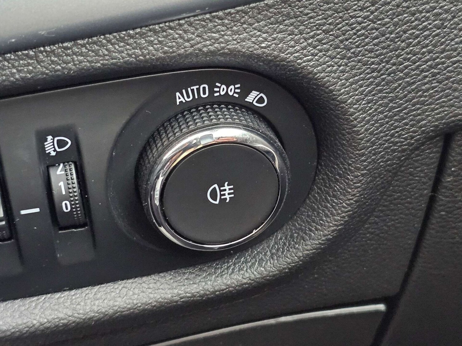 Used Vauxhall Astra 2017 for sale - 76971076: Photo 37