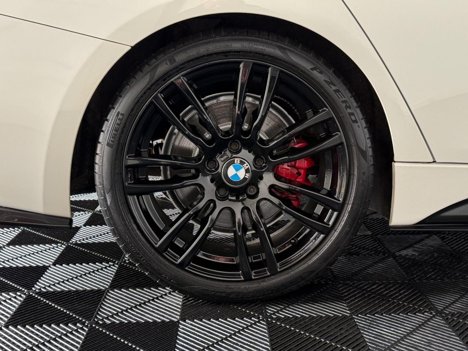 Used BMW 3 Series 2015 for sale - 77896134: Photo 44