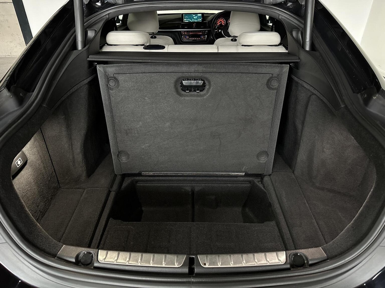 Used BMW 4 Series 2016 for sale - 77385216: Photo 31