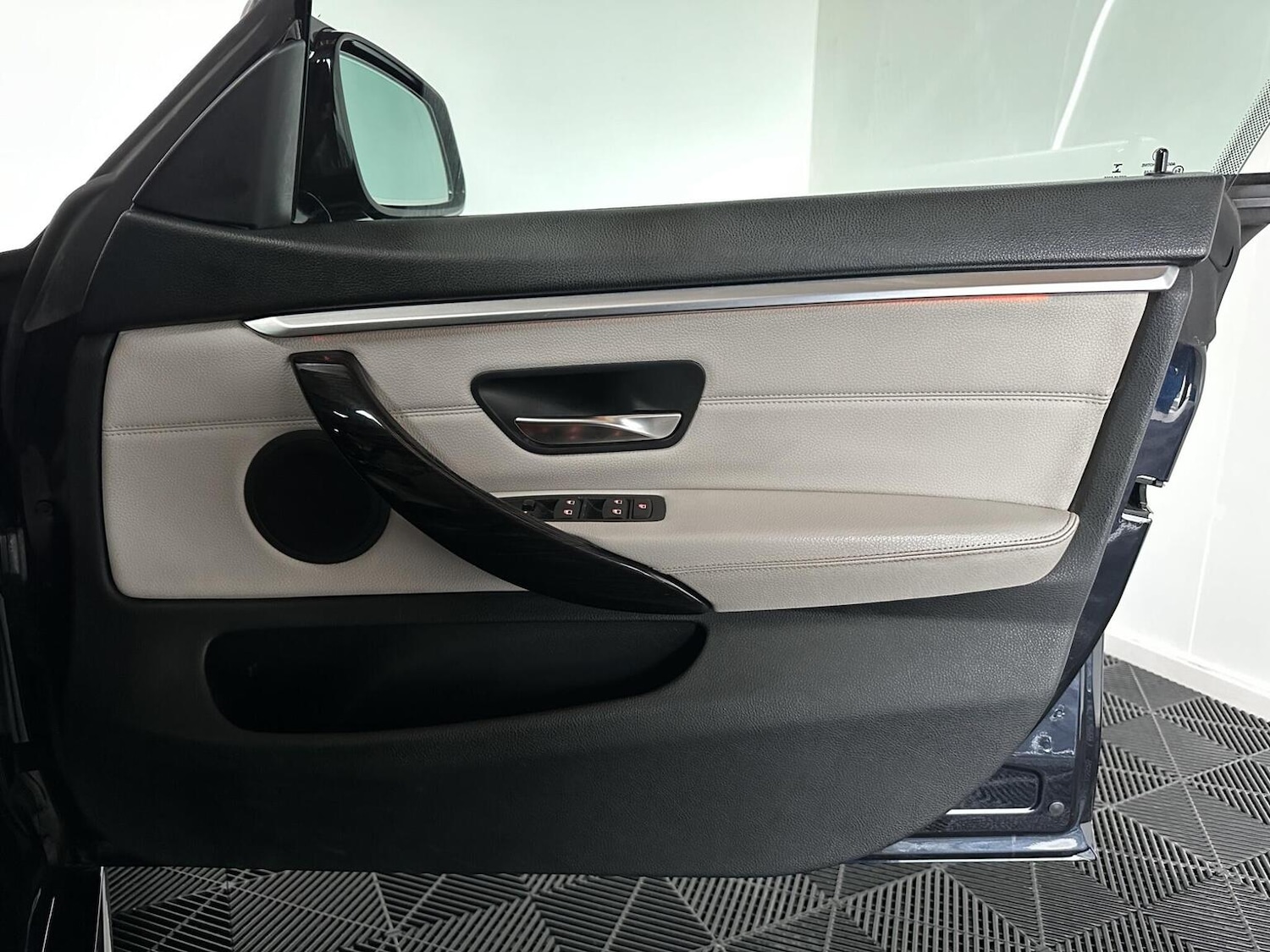 Used BMW 4 Series 2016 for sale - 77385216: Photo 41