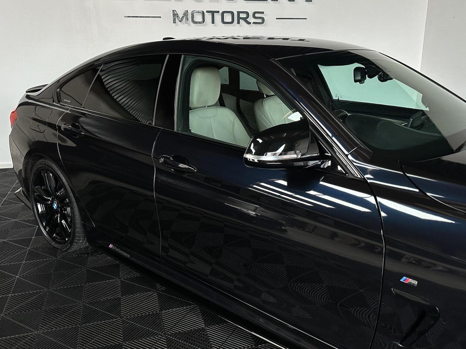 Used BMW 4 Series 2016 for sale - 77385216: Photo 46