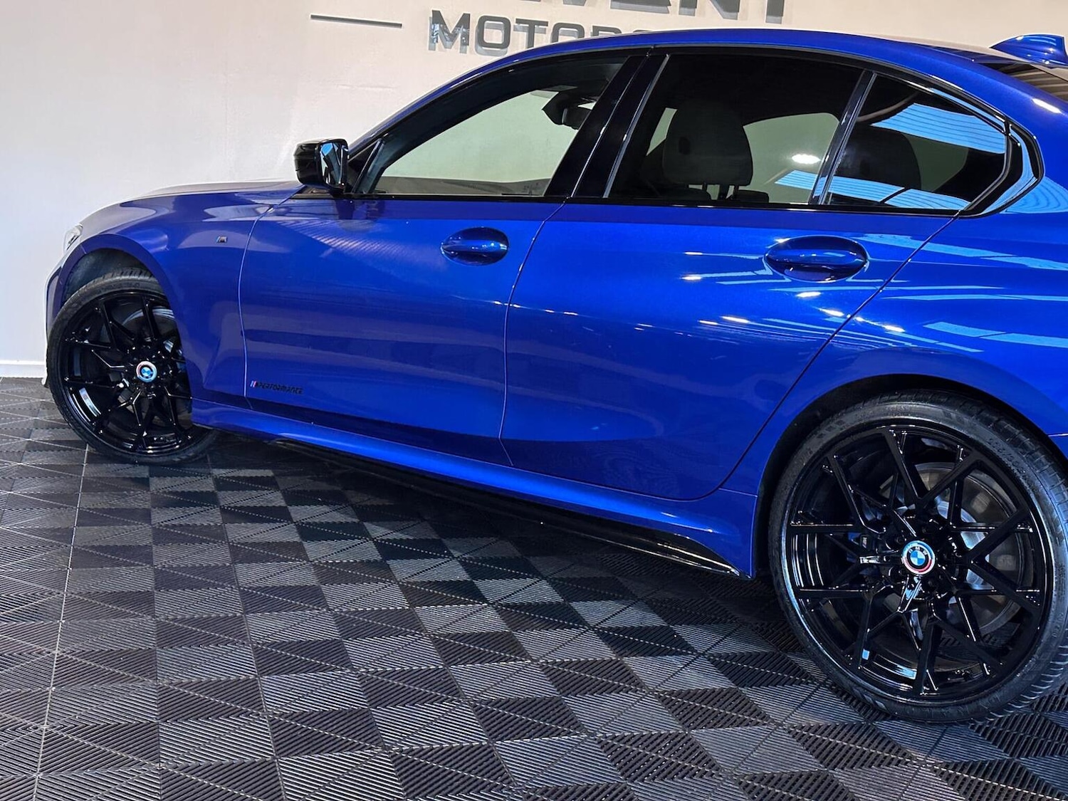 Used BMW 3 Series 2019 for sale - 76588468: Photo 18