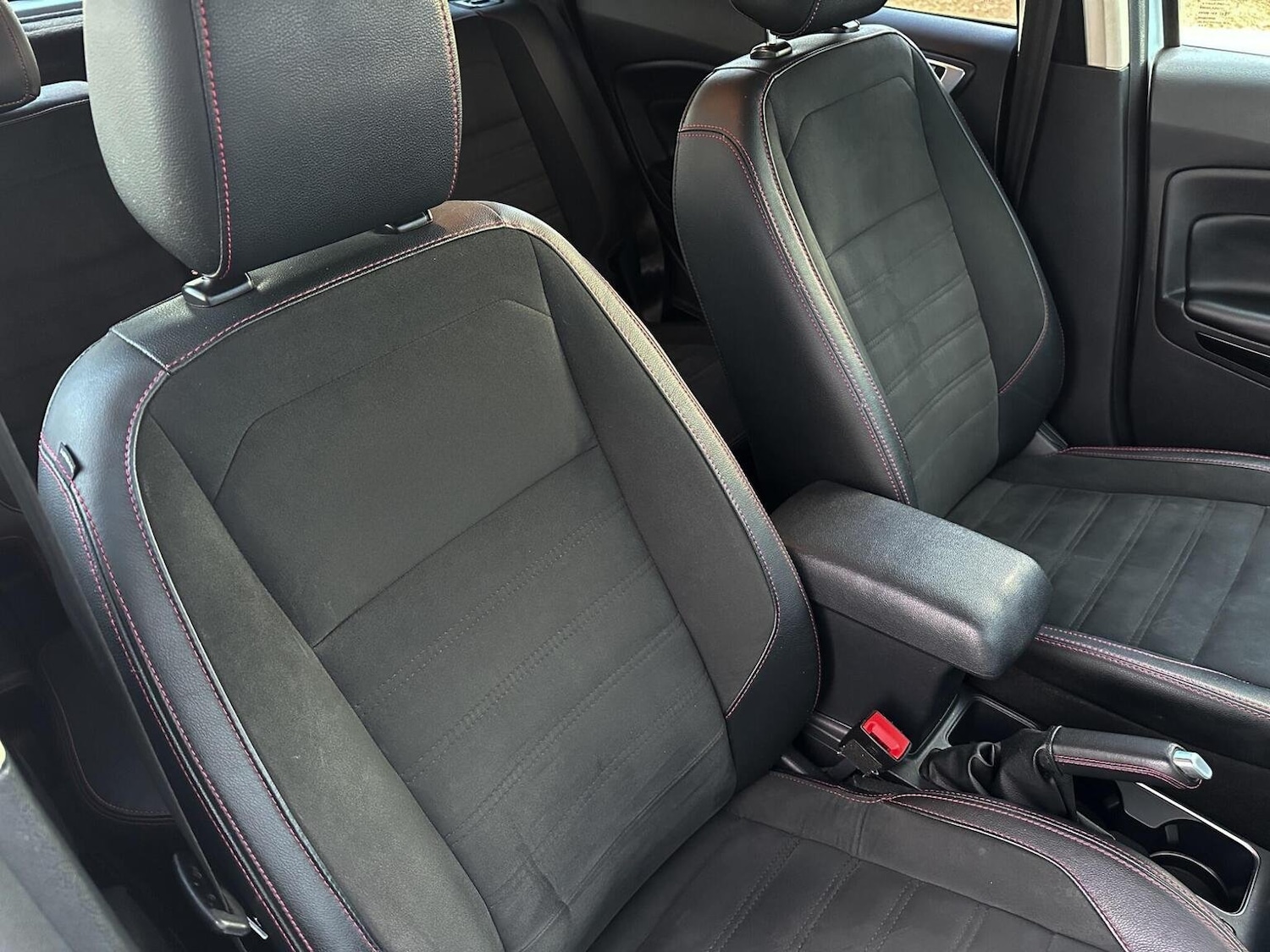 Used Ford Ecosport 2019 for sale - 75938329: Photo 19