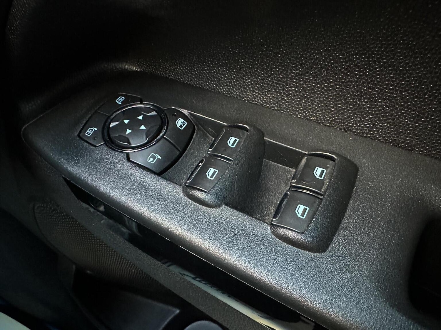 Used Ford Ecosport 2019 for sale - 75938329: Photo 29