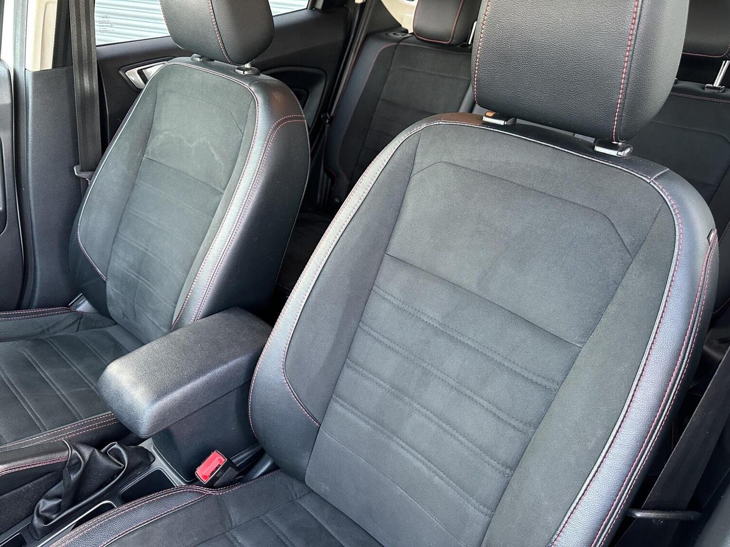 Used Ford Ecosport 2019 for sale - 75938329: Photo 54