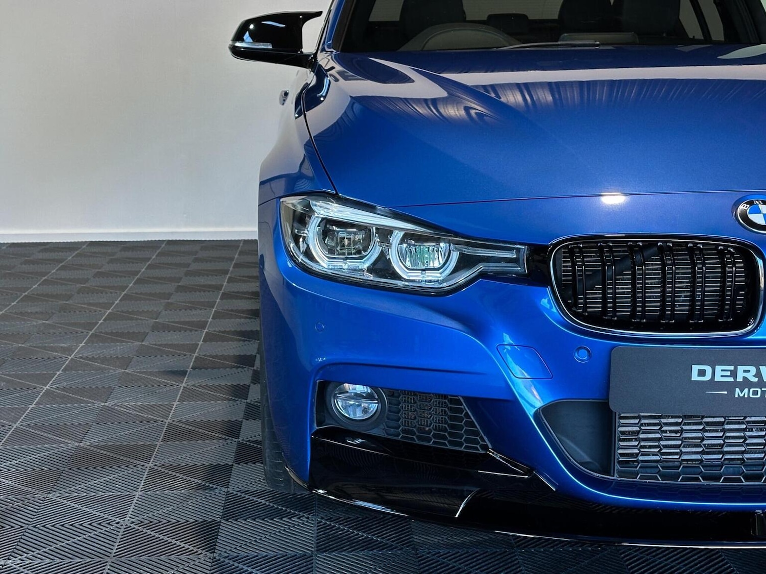 Used BMW 3 Series 2017 for sale - 76712634: Photo 10