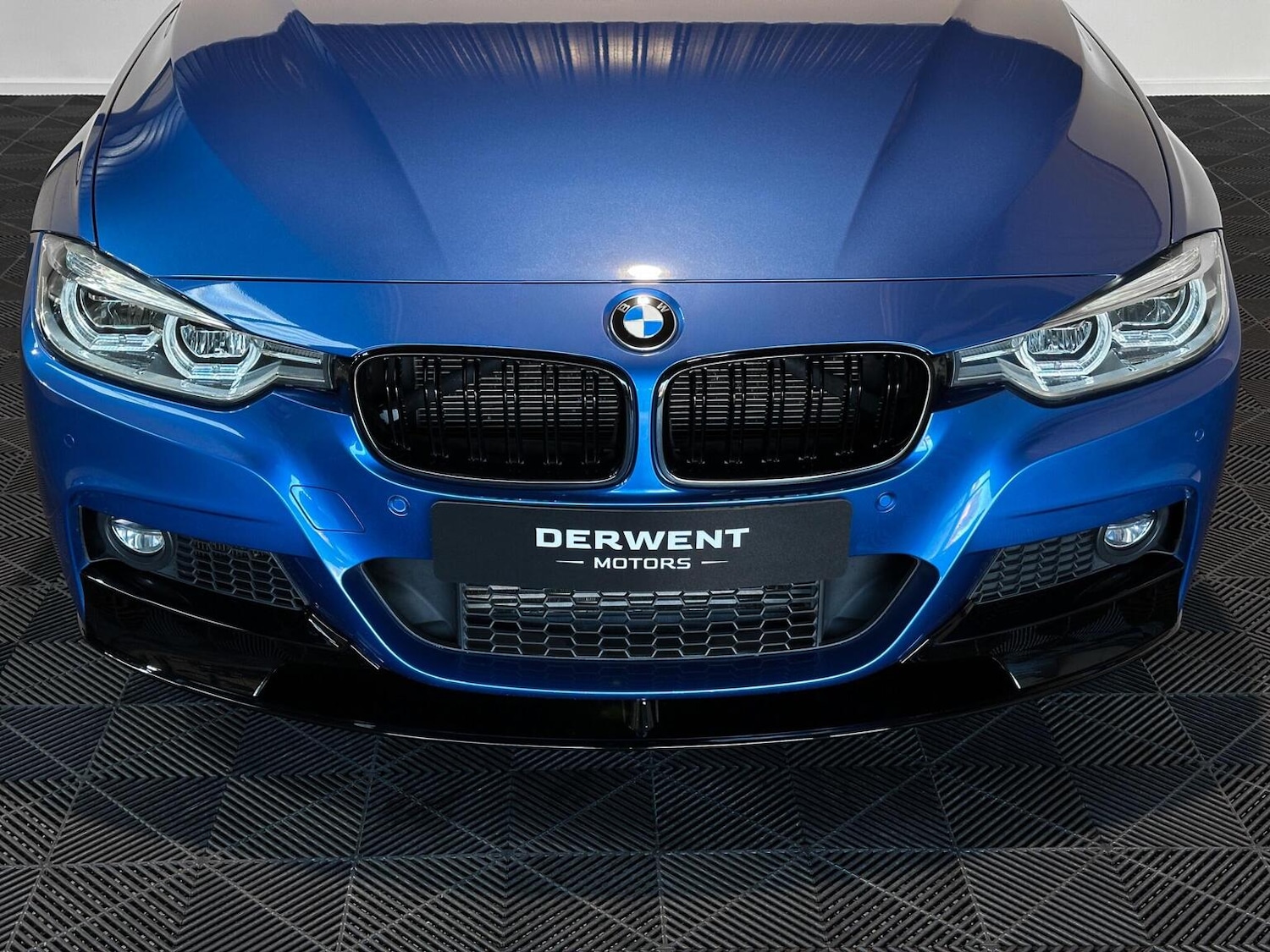 Used BMW 3 Series 2017 for sale - 76712634: Photo 12