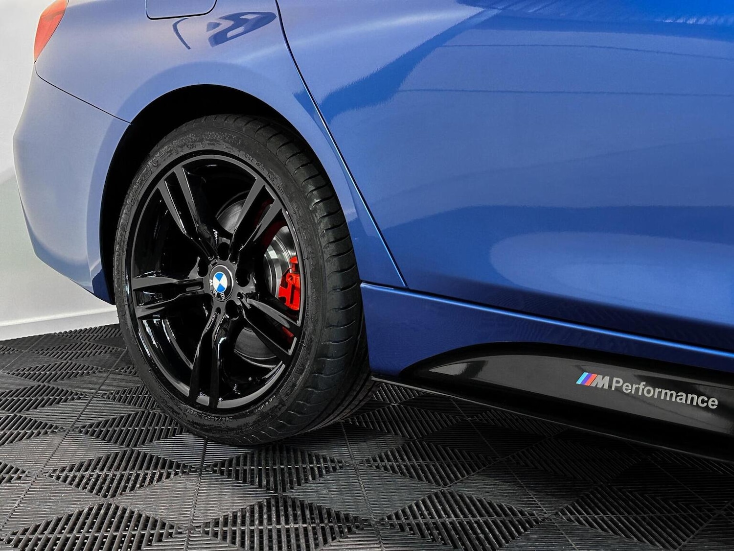 Used BMW 3 Series 2017 for sale - 76712634: Photo 15