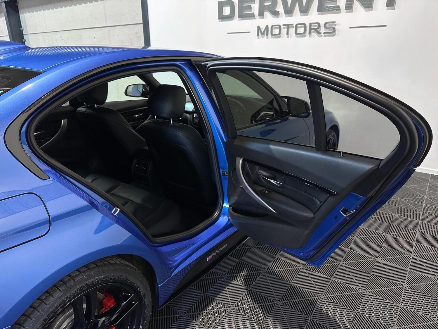 Used BMW 3 Series 2017 for sale - 76712634: Photo 38