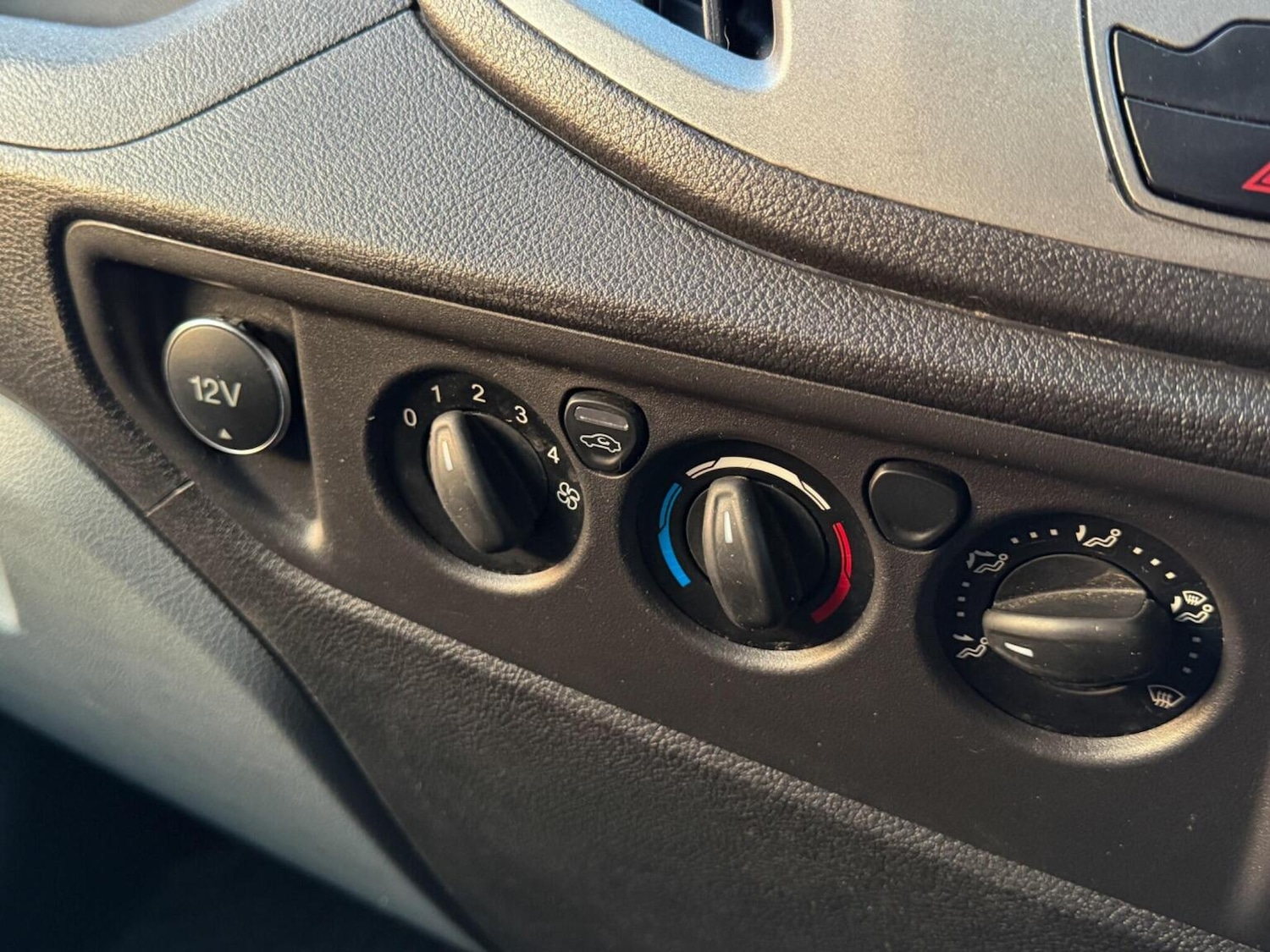 Used Ford Transit 2019 for sale - 78018398: Photo 24