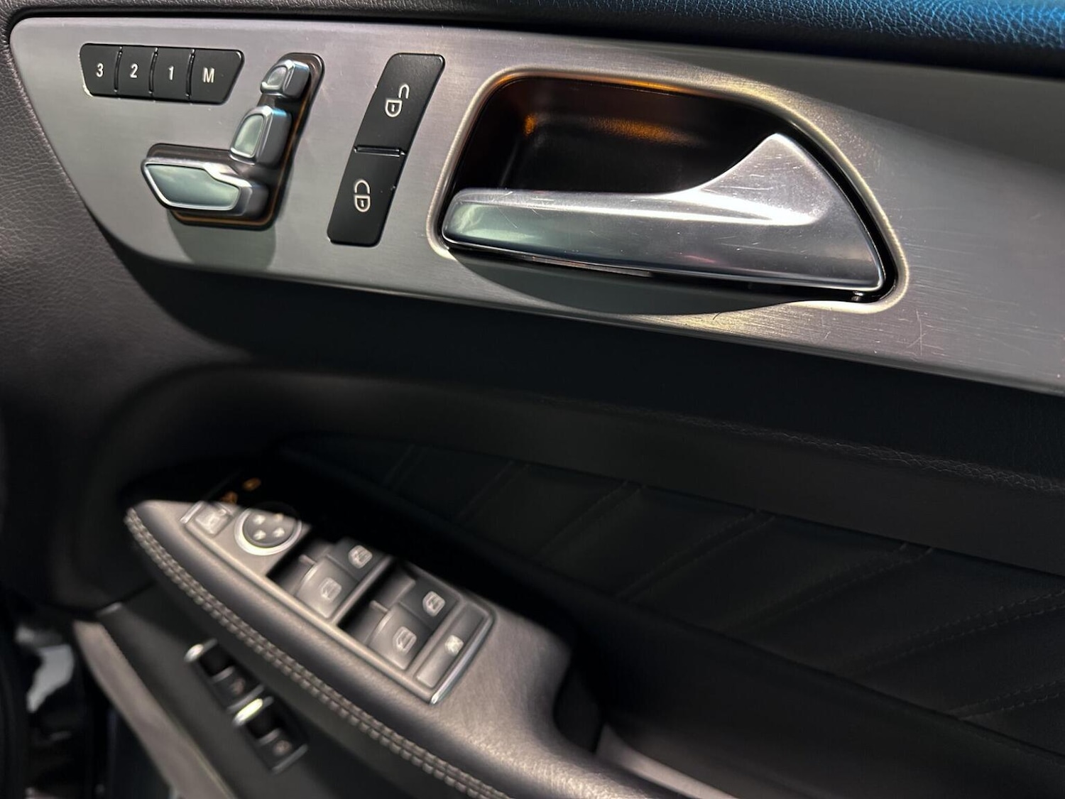 Used Mercedes-Benz GLE 2016 for sale - 76286962: Photo 65