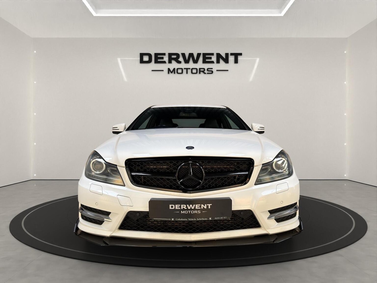 Used Mercedes-Benz C Class 2013 for sale - 78213599: Photo 2