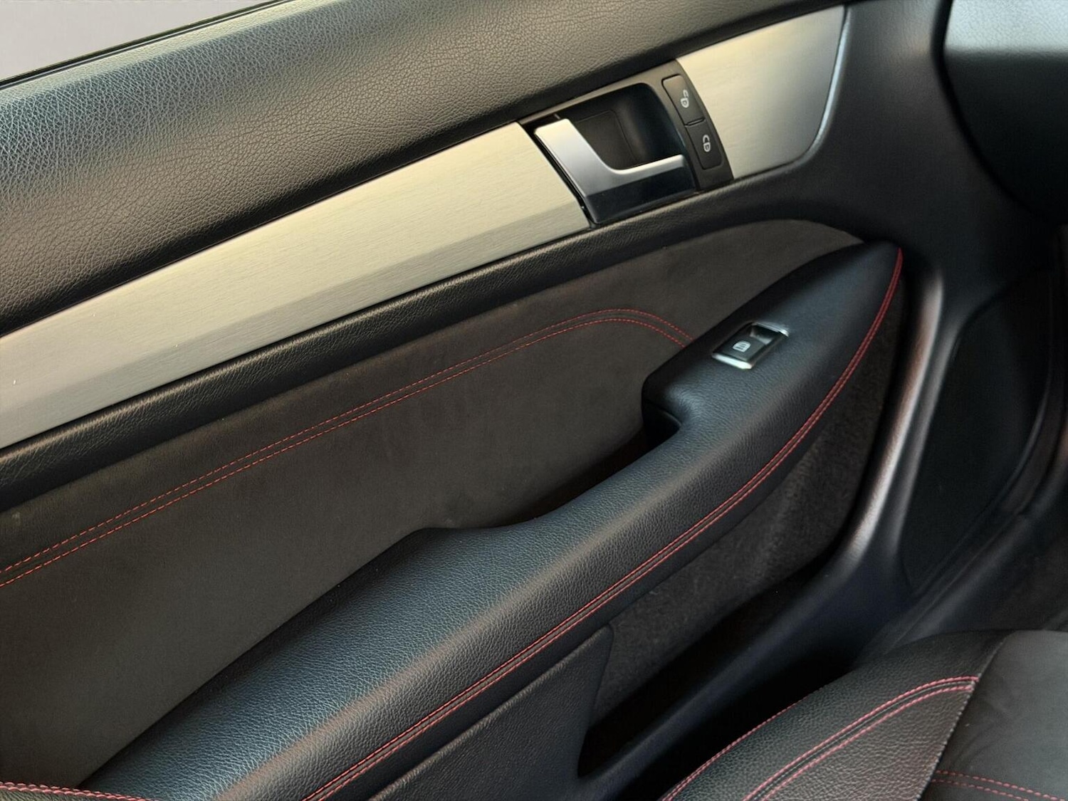 Used Mercedes-Benz C Class 2013 for sale - 78213599: Photo 24