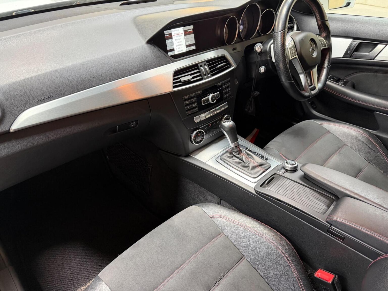 Used Mercedes-Benz C Class 2013 for sale - 78213599: Photo 5