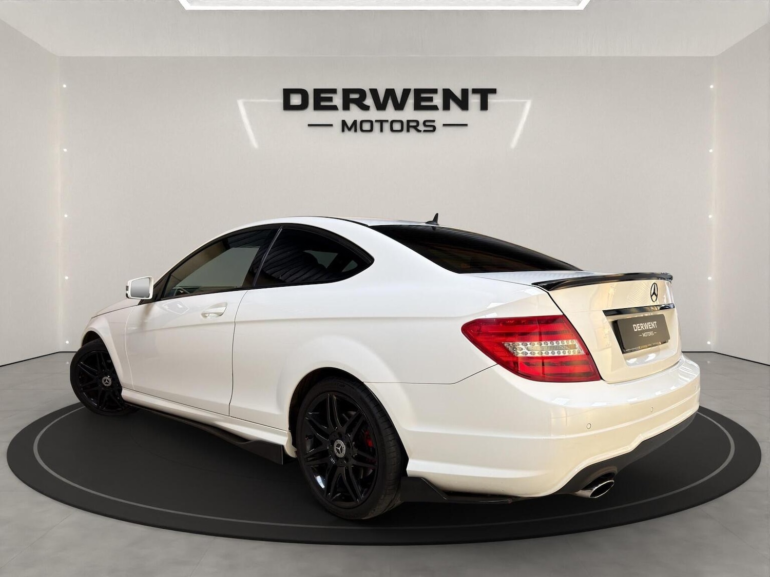 Used Mercedes-Benz C Class 2013 for sale - 78213599: Photo 8