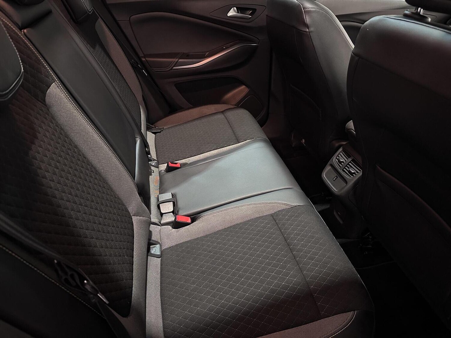 Used Vauxhall Grandland X 2018 for sale - 76088642: Photo 15