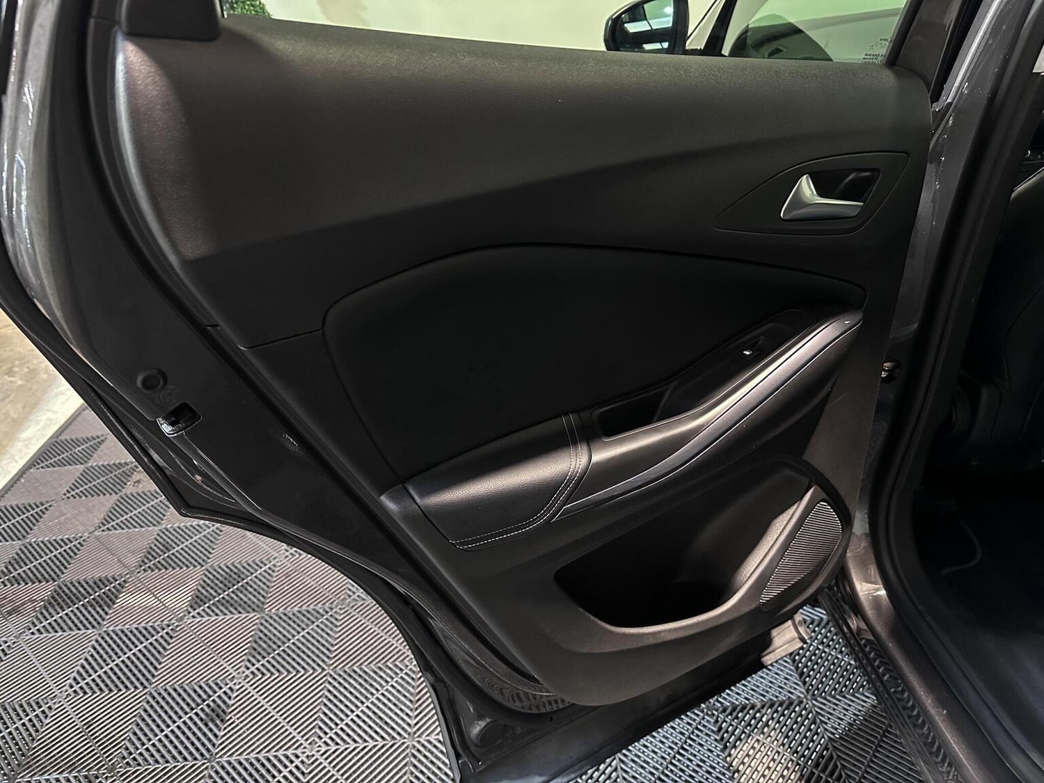 Used Vauxhall Grandland X 2018 for sale - 76088642: Photo 47