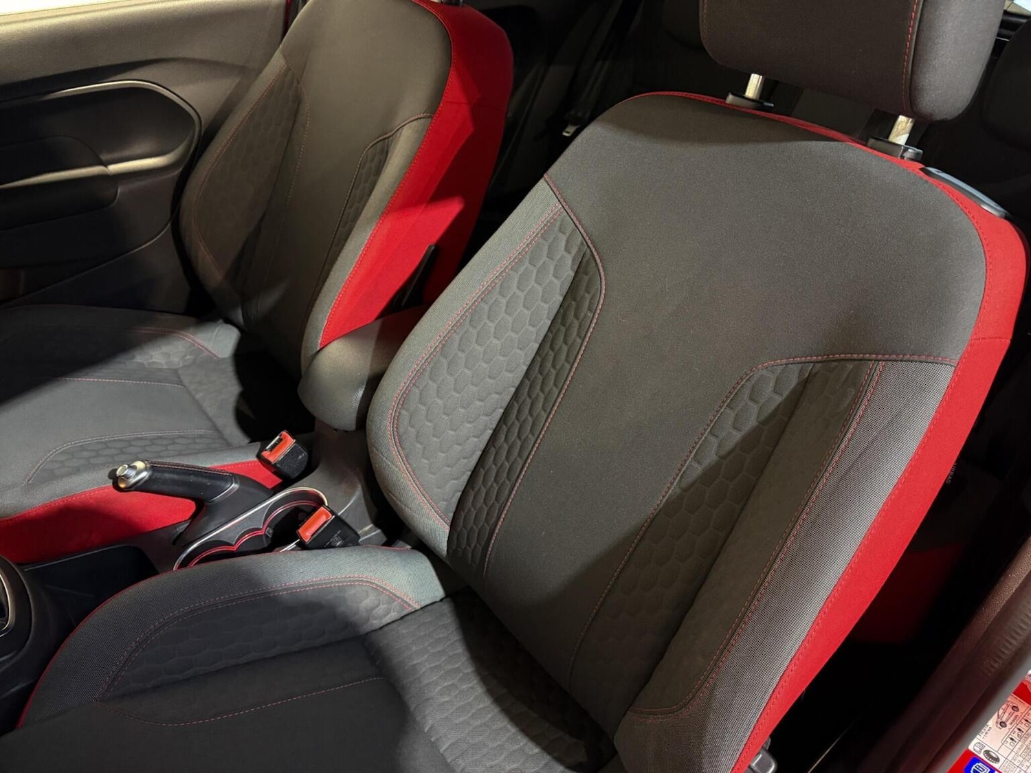 Used Ford Fiesta 2017 for sale - 77635365: Photo 10