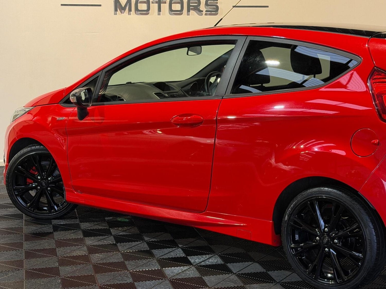 Used Ford Fiesta 2017 for sale - 77635365: Photo 17