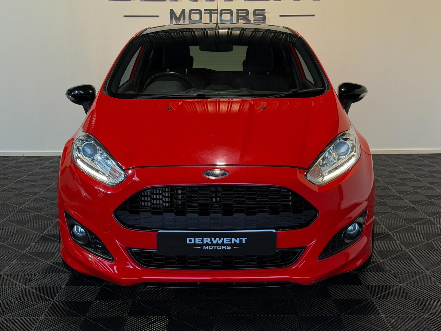 Used Ford Fiesta 2017 for sale - 77635365: Photo 2