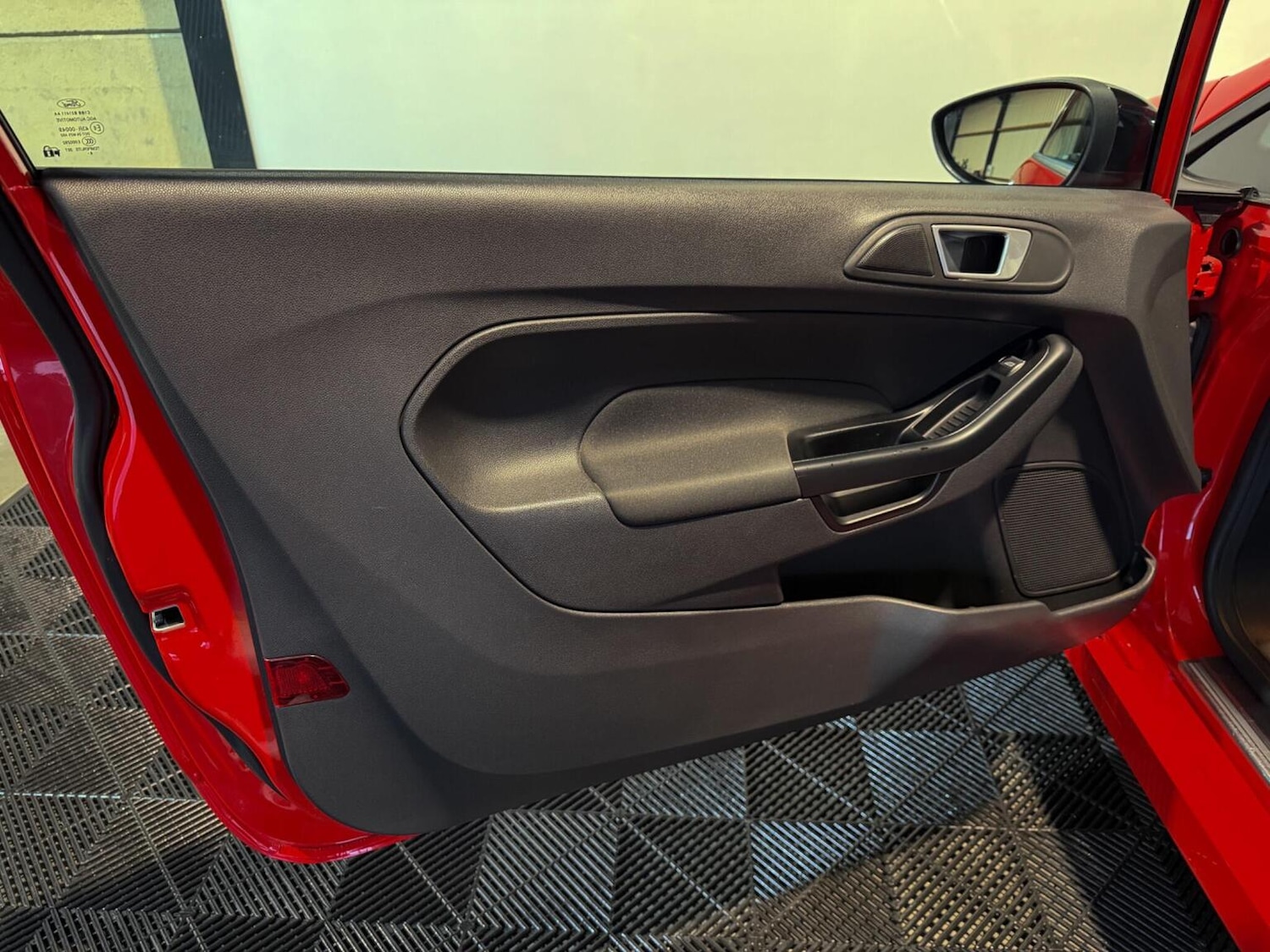 Used Ford Fiesta 2017 for sale - 77635365: Photo 24