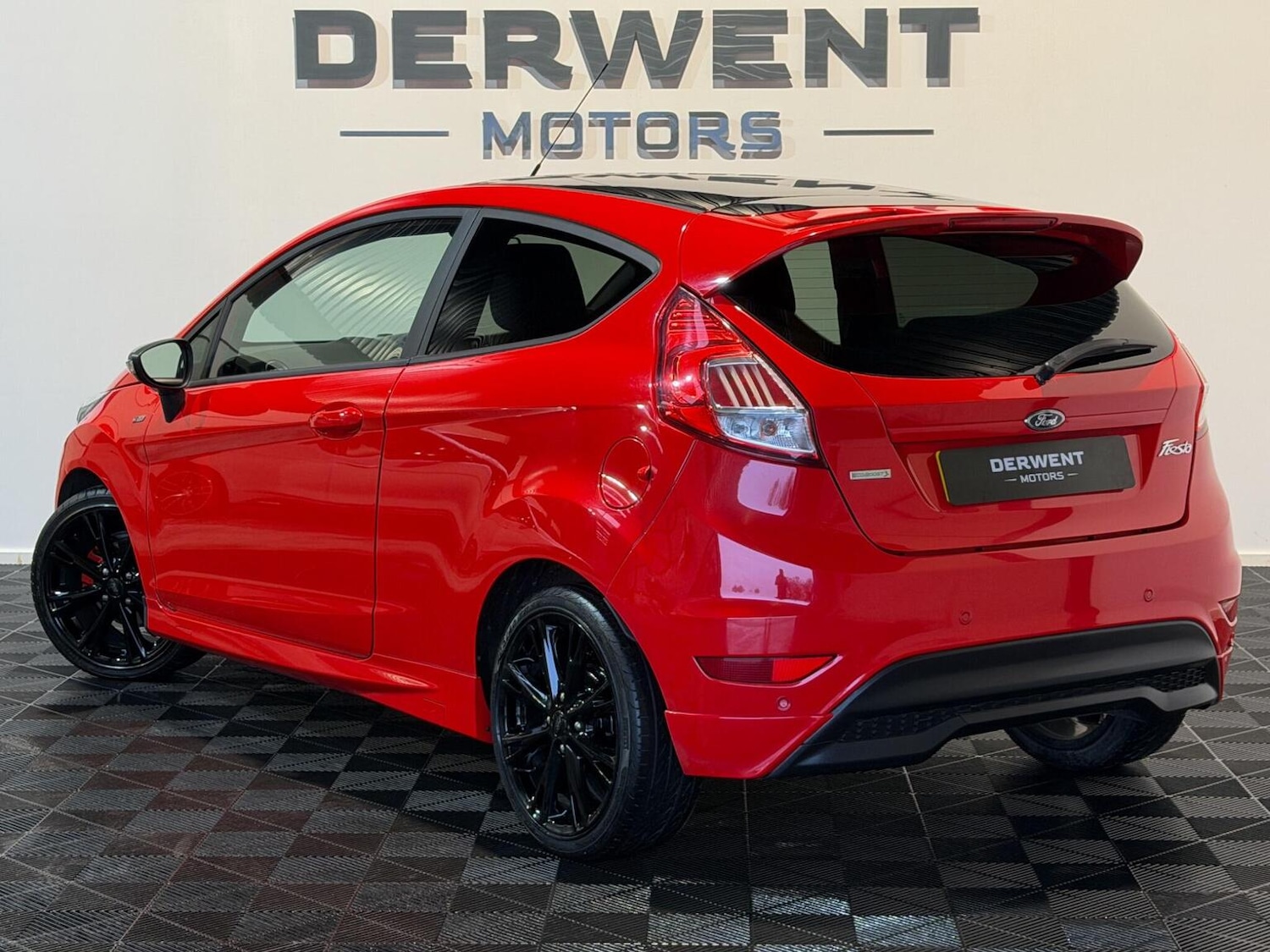 Used Ford Fiesta 2017 for sale - 77635365: Photo 8