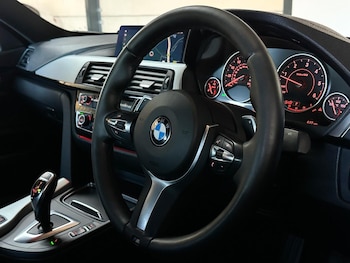 Used BMW 4 Series 2018 for sale - 78826047: Photo