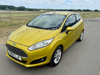 Used Ford Fiesta 2015 for sale - 79453657: Photo