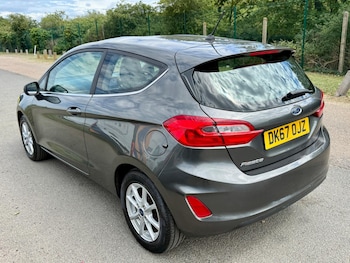 Used Ford Fiesta 2017 for sale - 79076203: Photo