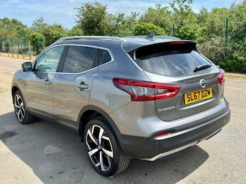 Used Nissan Qashqai 2017 for sale - 78910497: Photo
