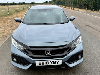 Used Honda Civic 2018 for sale - 79291602: Photo