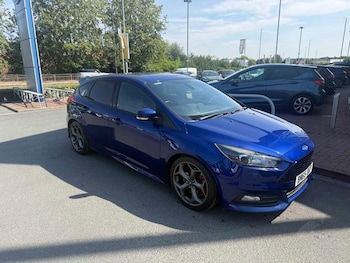 Used Ford Focus 2015 for sale - 79295576: Photo