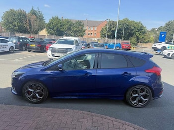 Used Ford Focus 2015 for sale - 79295576: Photo