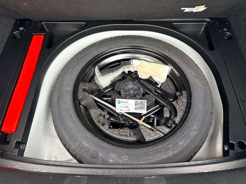 Used Volvo V40 2015 for sale - 76931398: Photo 12