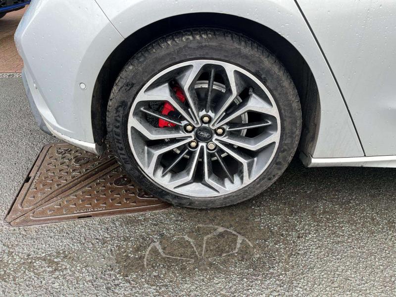 Used Ford Focus 2025 for sale - 77679540: Photo 9