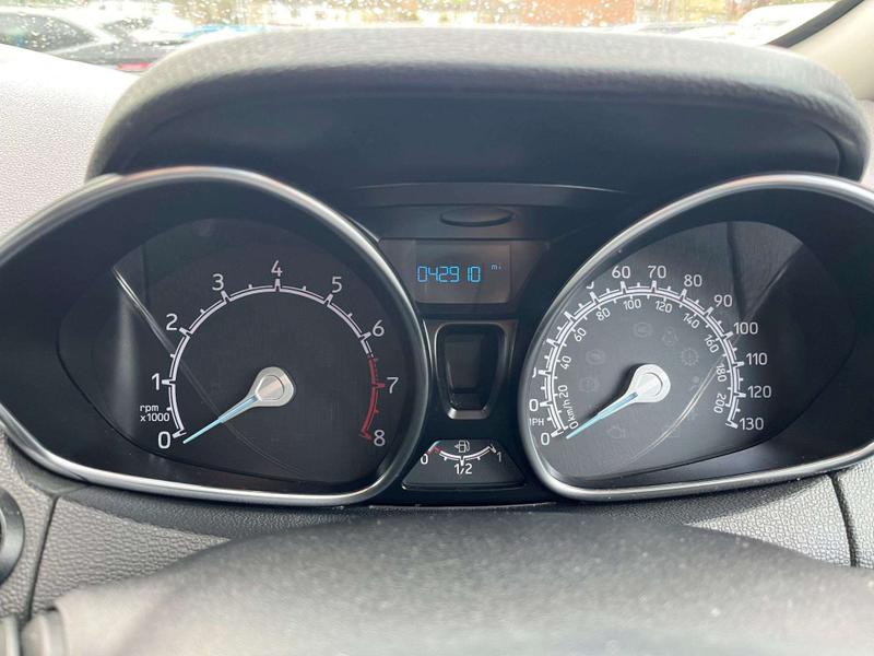 Used Ford Ecosport 2017 for sale - 77679494: Photo 26