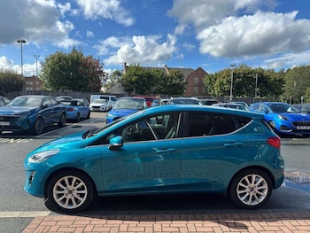 Used Ford Fiesta 2017 for sale - 75960075: Photo