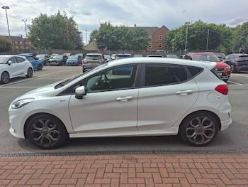 Used Ford Fiesta 2019 for sale - 79102598: Photo