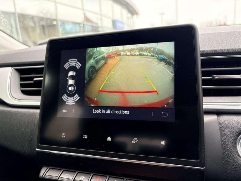 Used Renault Captur 2022 for sale - 76882412: Photo 15