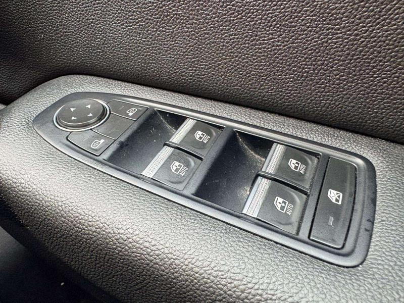 Used Renault Captur 2022 for sale - 76882412: Photo 23